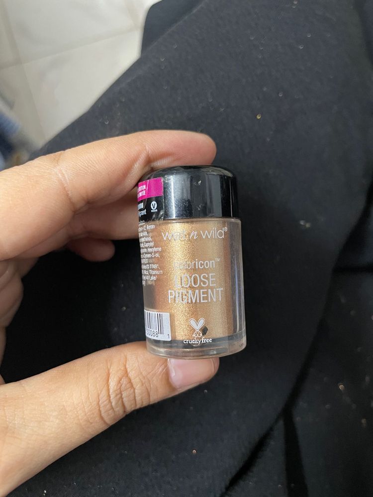 Wet N Wild Golden Pigment