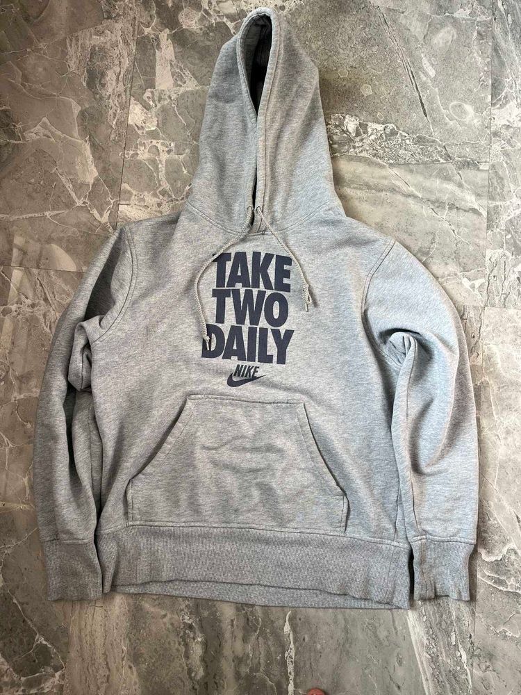 Vintage Nike Hoodie - Take Two Daily