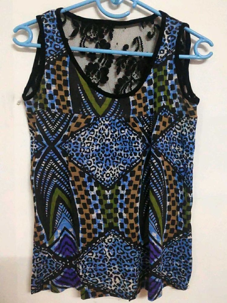 Patterned Lace Back Sleeveless Top