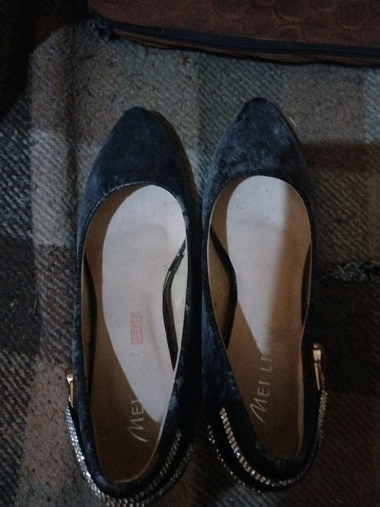 black heels