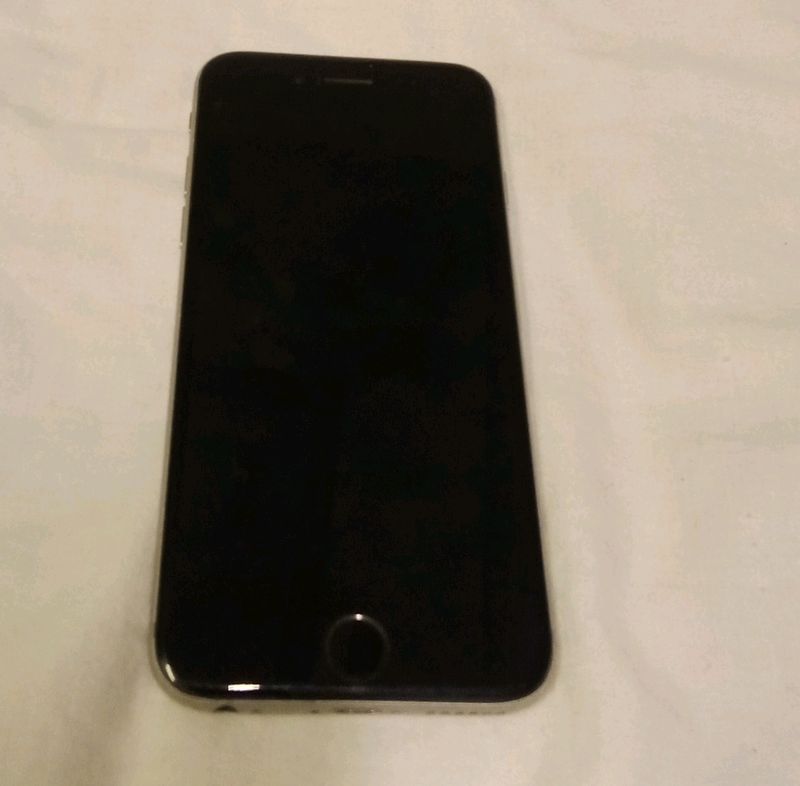 Apple iphone 6 Silver Colour 64gb