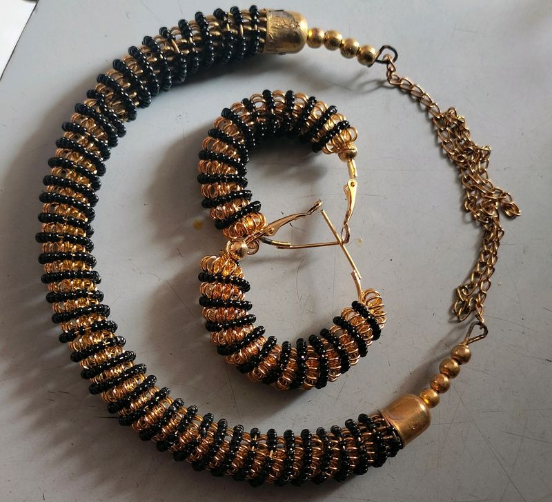 Joker Set Golden Nd Black Color