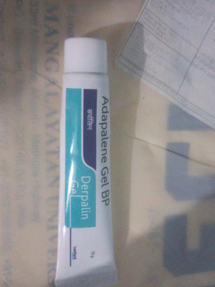 Adapalene GEL 0.1 %