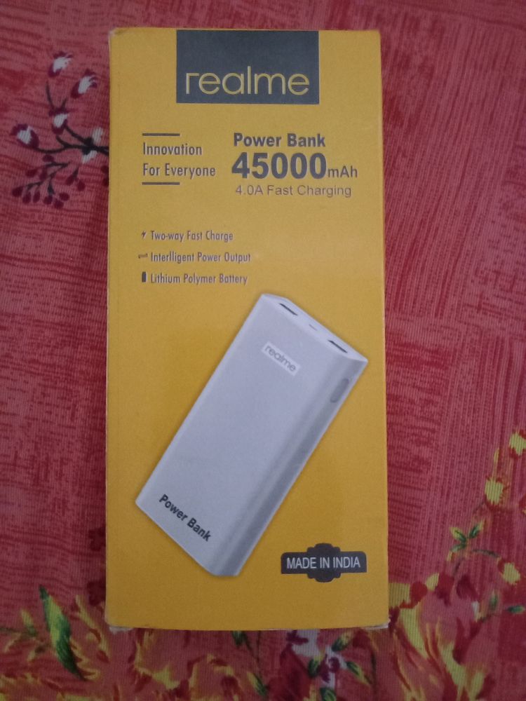 Realmi new Power Bank 45000mah And A Data Cable Free