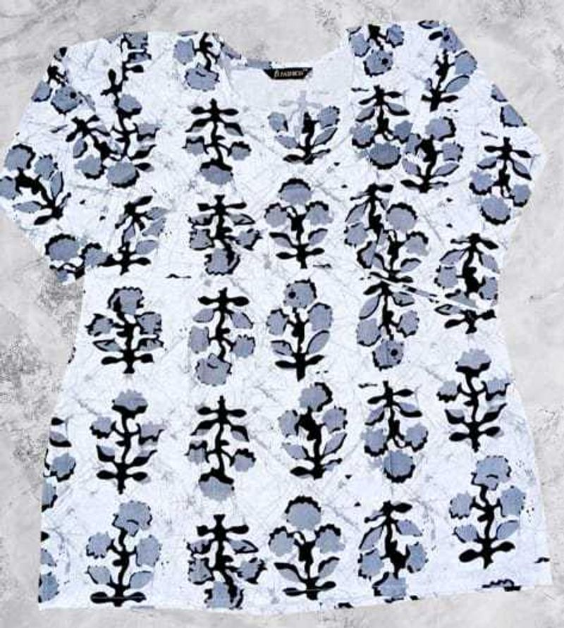 Women&#39;s Short Kurti Floral Hand Blocke Printed