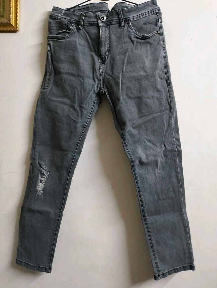 Roadster Ripped Jeans For Men
