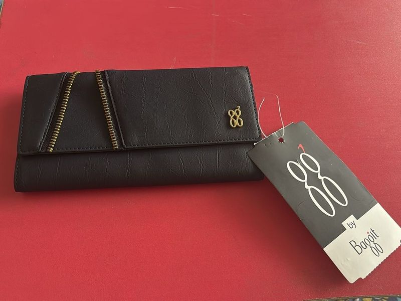 Baggit Blue Wallet