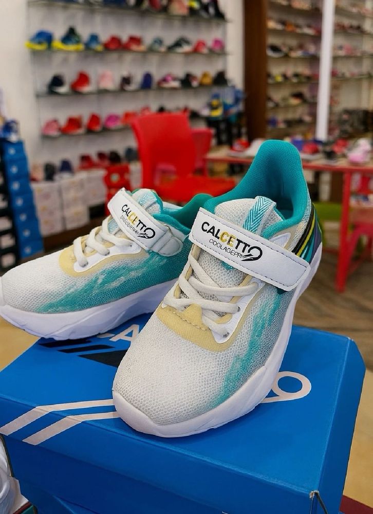 Cool Kids&#39; Sneakers