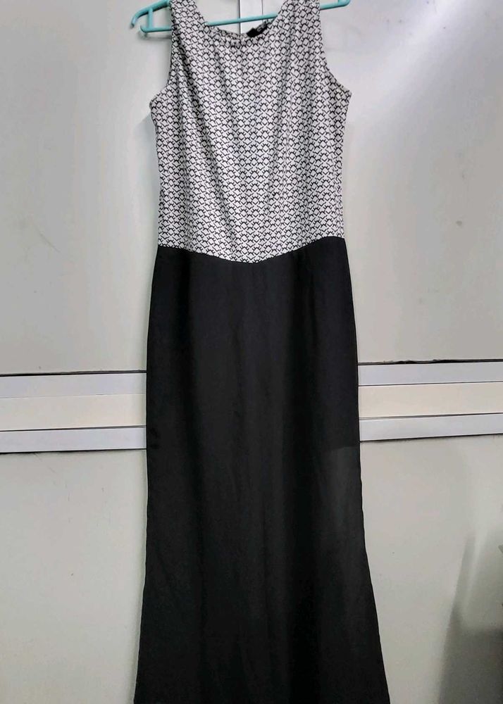 Elegant Black &amp; White Jumpsuit