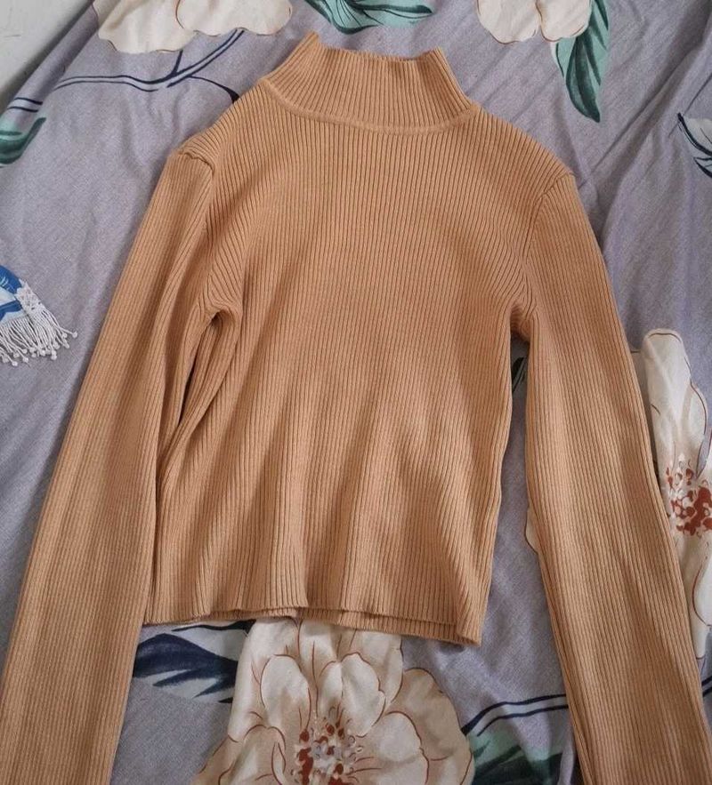 Ribbed Mock Neck Top