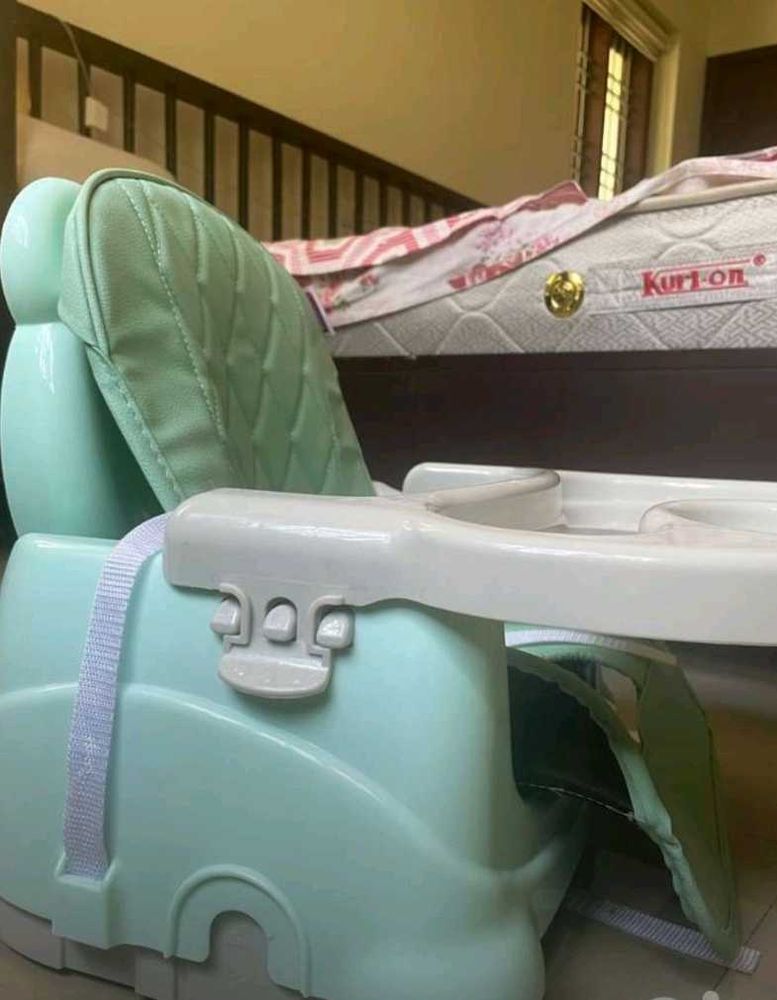 BABY HUG BOOSTER CHAIN WITH CUSHION