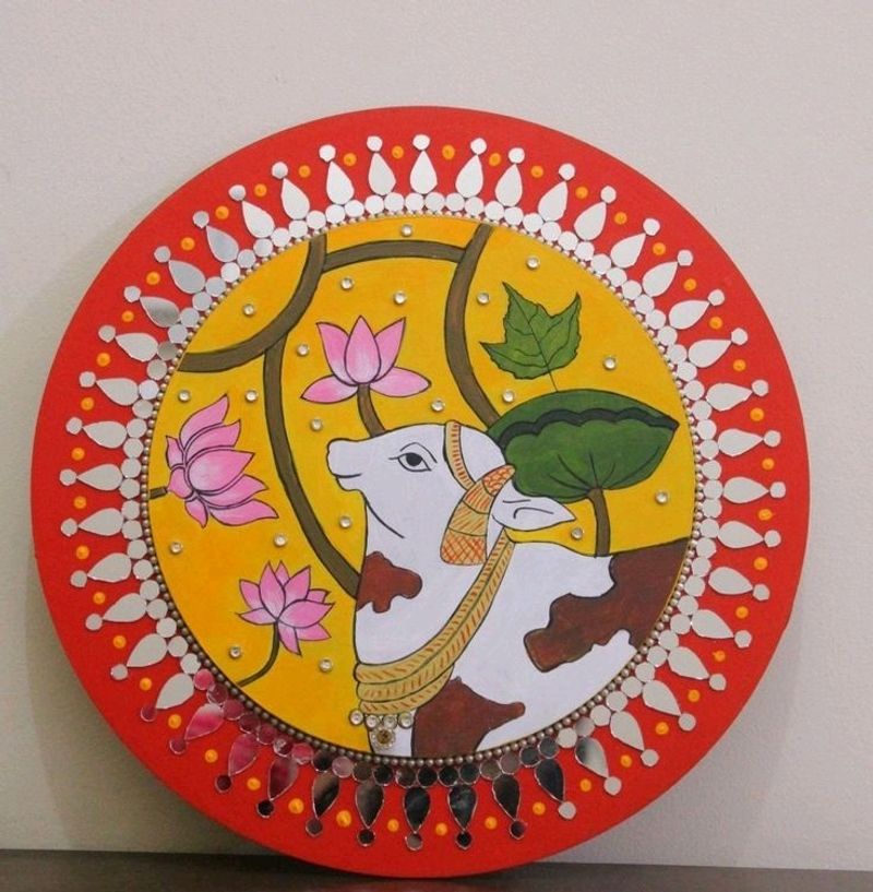 Pichwai Lotus With Mirror Artwork