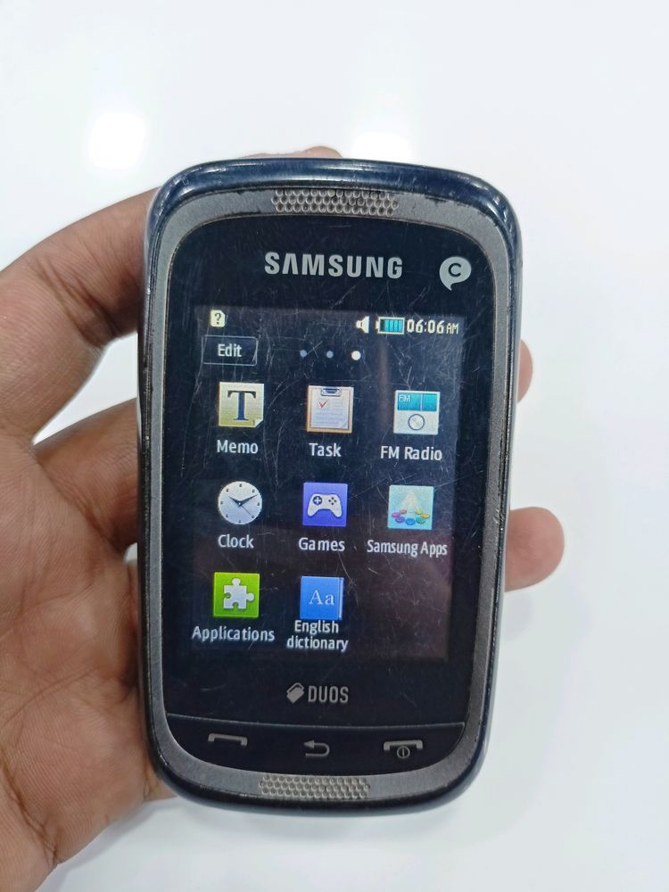 SAMSUNG OLD PHONE FULLY WORKING CONDITION