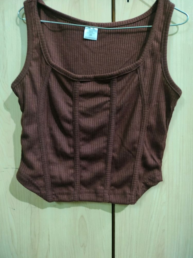 Brown 🤎 Crop N Sleeves Top