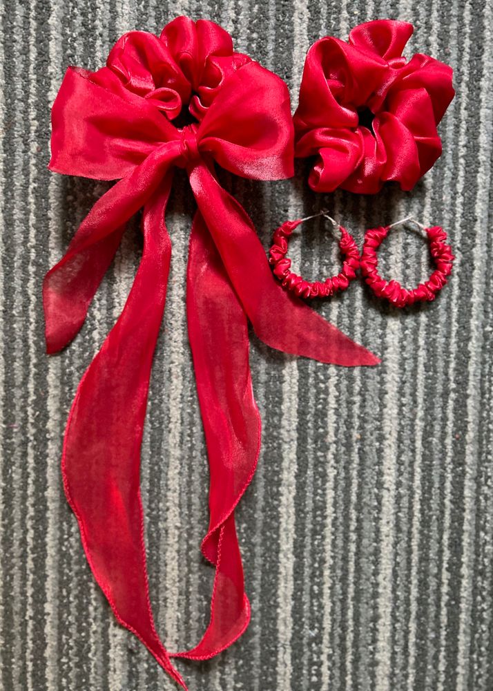 Scrunchie Ribbon And Earrings Set
