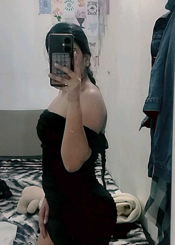 Chic Black Bodycon Mini Dress