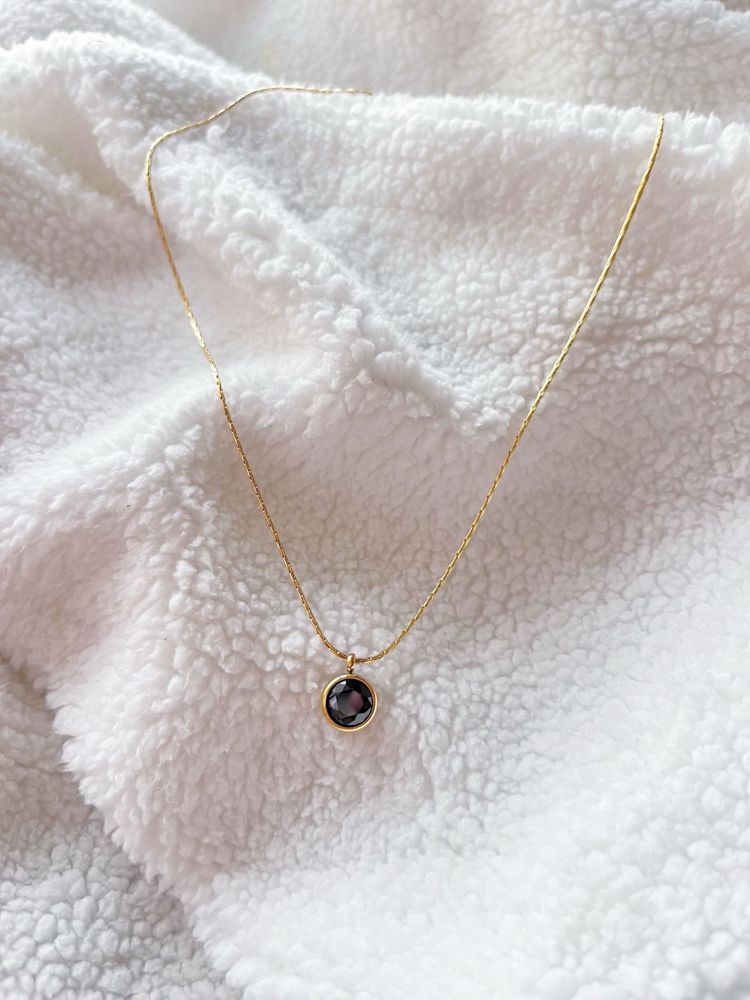 Golden eclipse necklace 🖤