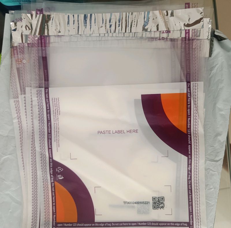 Price Drop 50-Transparent Courier Bags-6.5*8*1.5 I