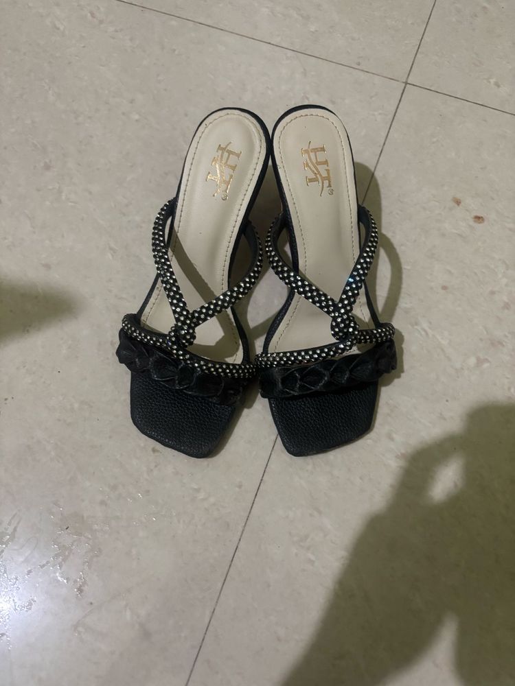 Im Selling Block Heel For Cash Only