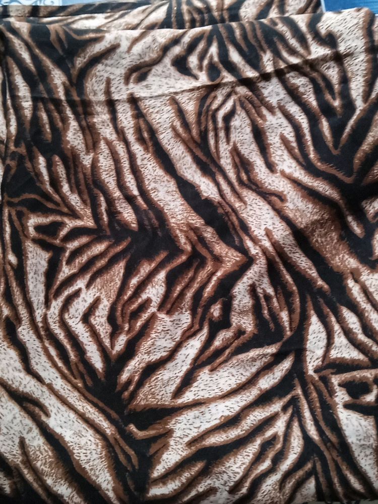 Tiger Printed Cloth 4 Mitter 2-2miter K 2pice Hai