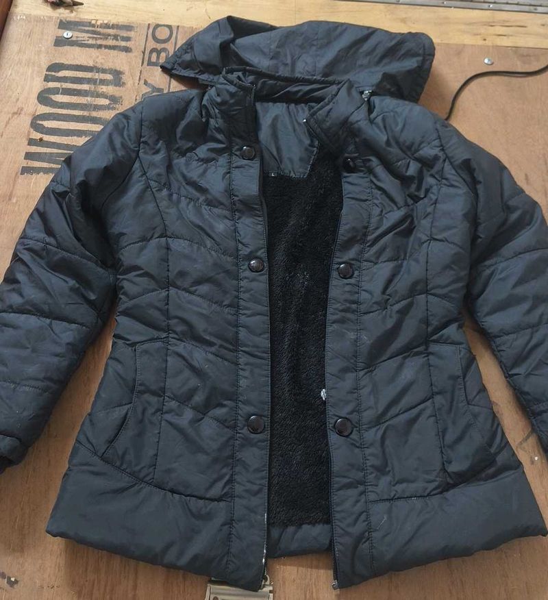 Stylish Black Puffer Jacket
