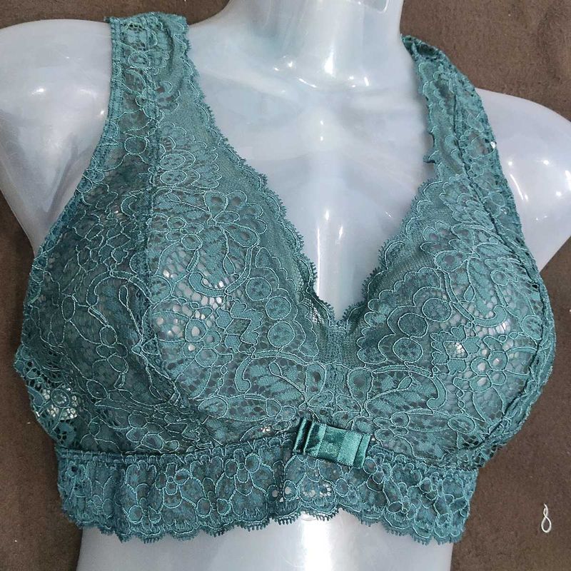 Elegant Teal Lace Bra 🖤