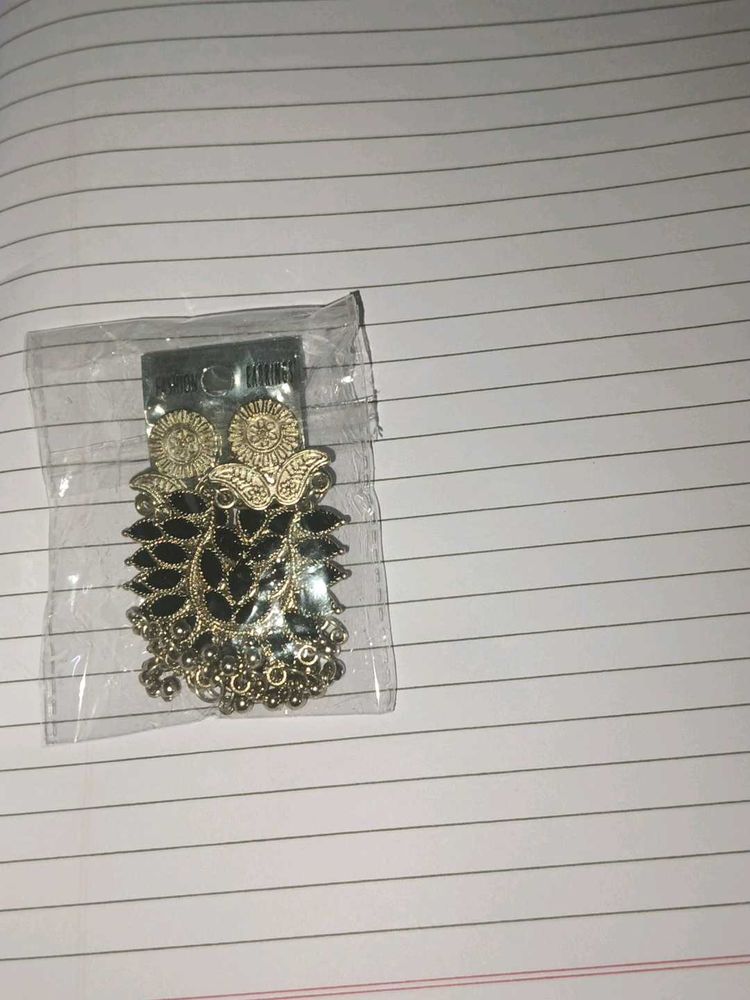 Earring