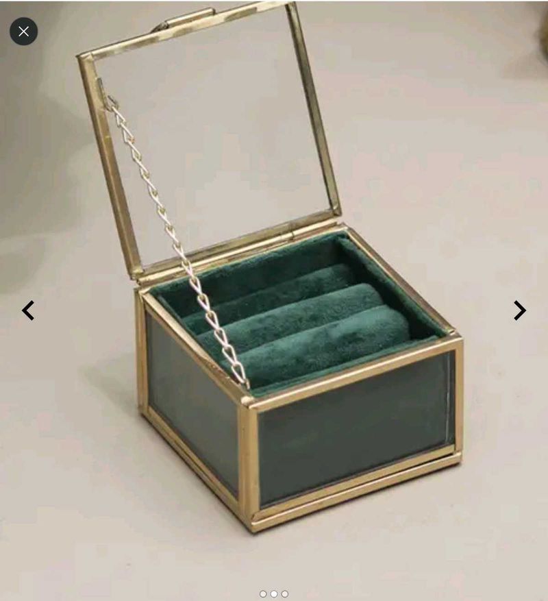 Mason Home Emerald  Glass Ring Box