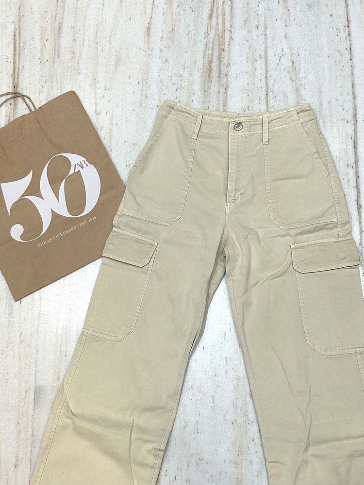Zara High Rise Cargo Pants