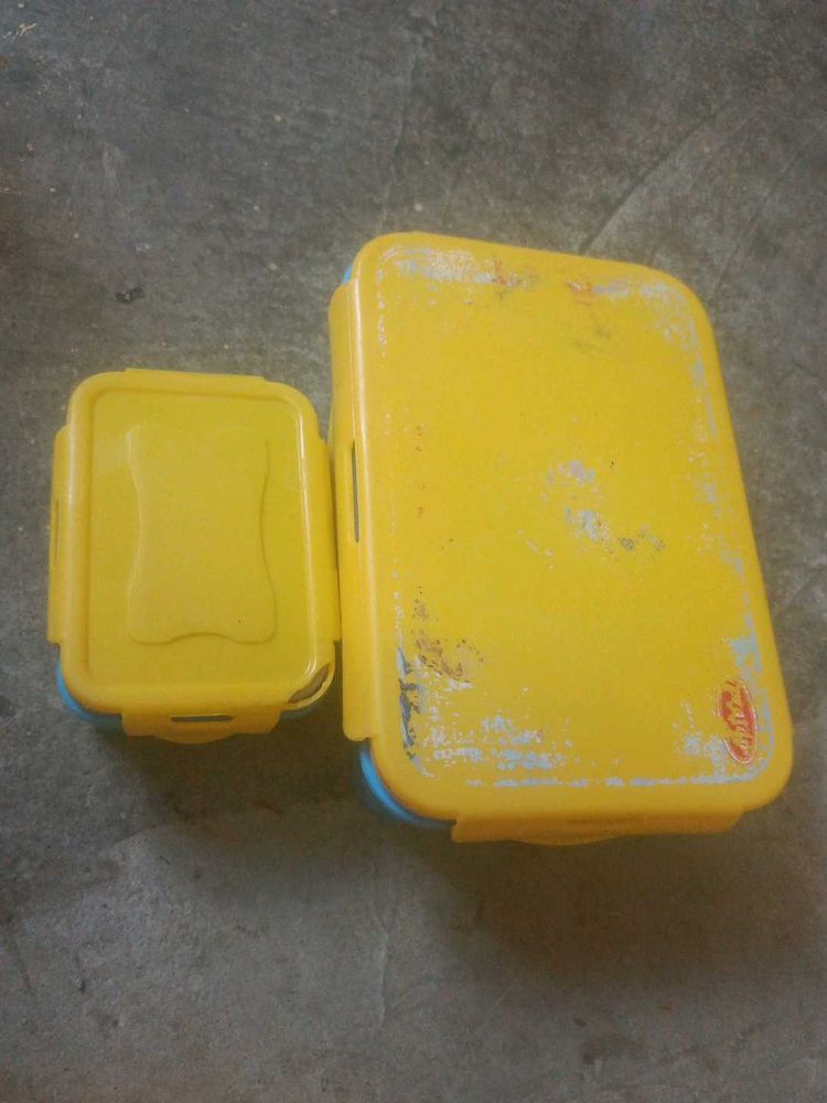 School Tiffen Yellow And Blue
