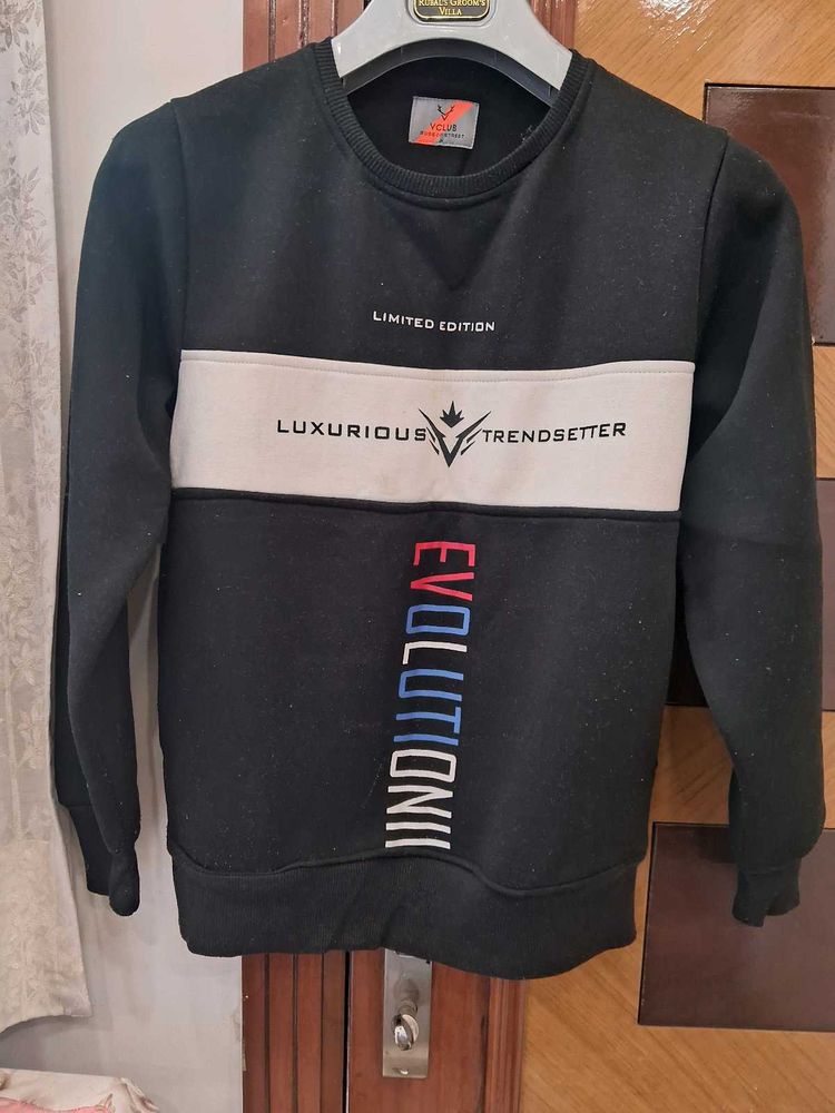 👕 Winter Wear Combo – 3 Trendy Sweatshirts