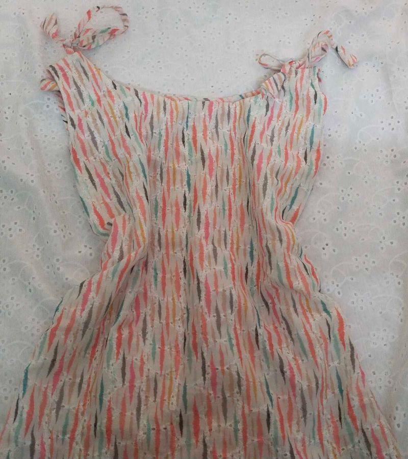 short Kurti Chikankari