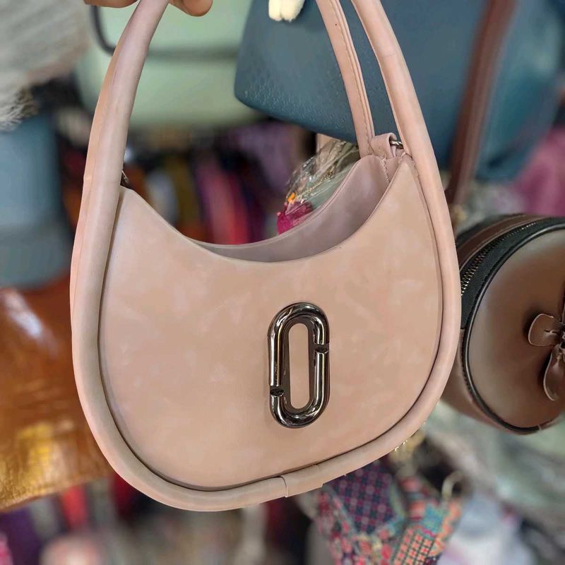 Beige Handbag Classylook.. Deal Grab Fast!