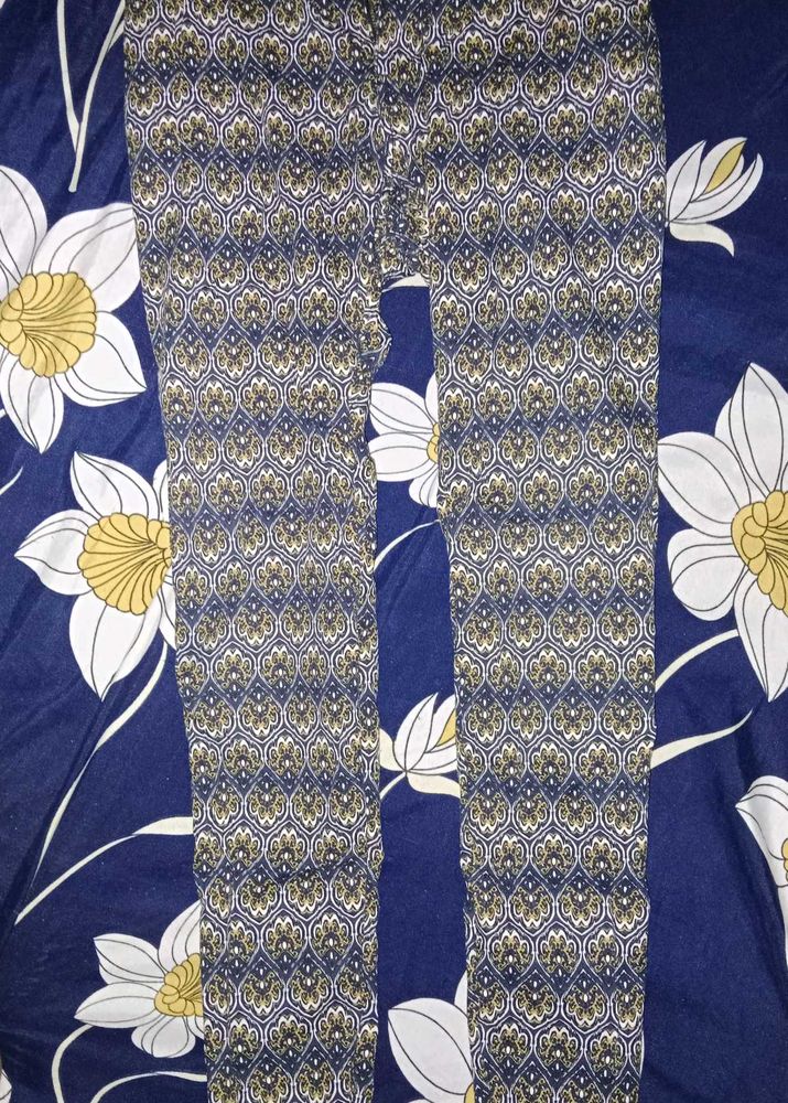 Pant With Floral Flowers