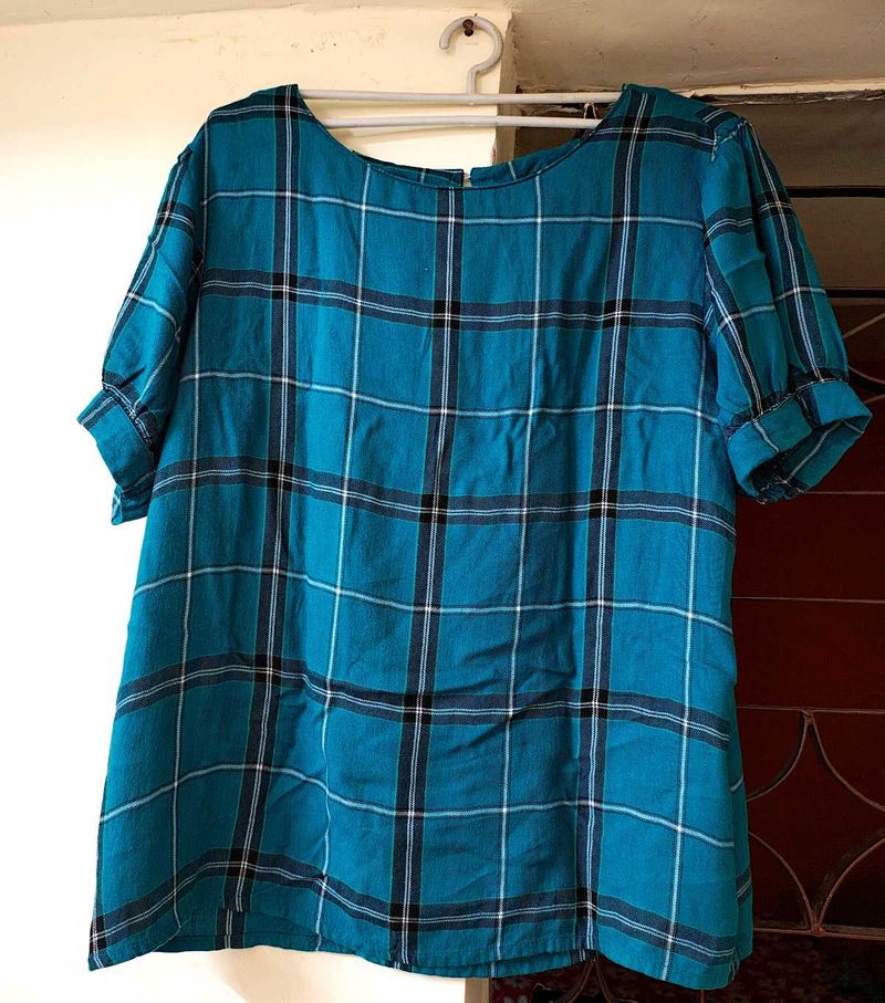 Checked Top With Smooth Material