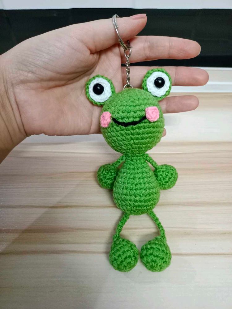 Crochet Frog Keychain