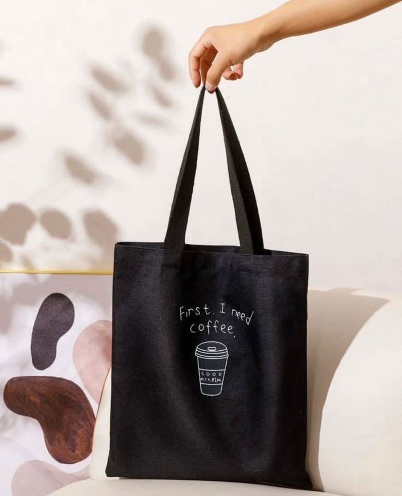 Tote Bag In Solid Jet Black Colour 🖤👜