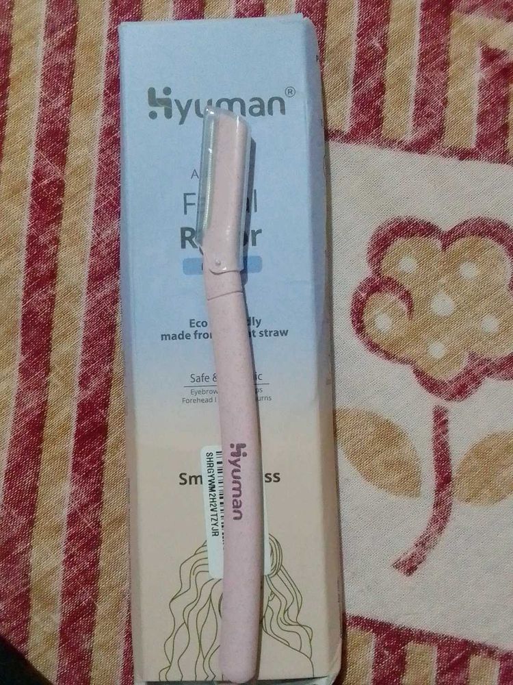 I Am Selling Brand New Hyuman Face Razor