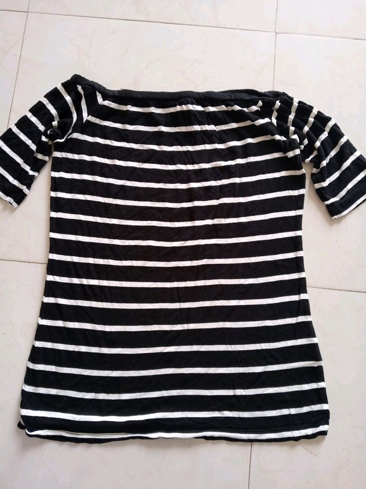 BOAT NECK TOP