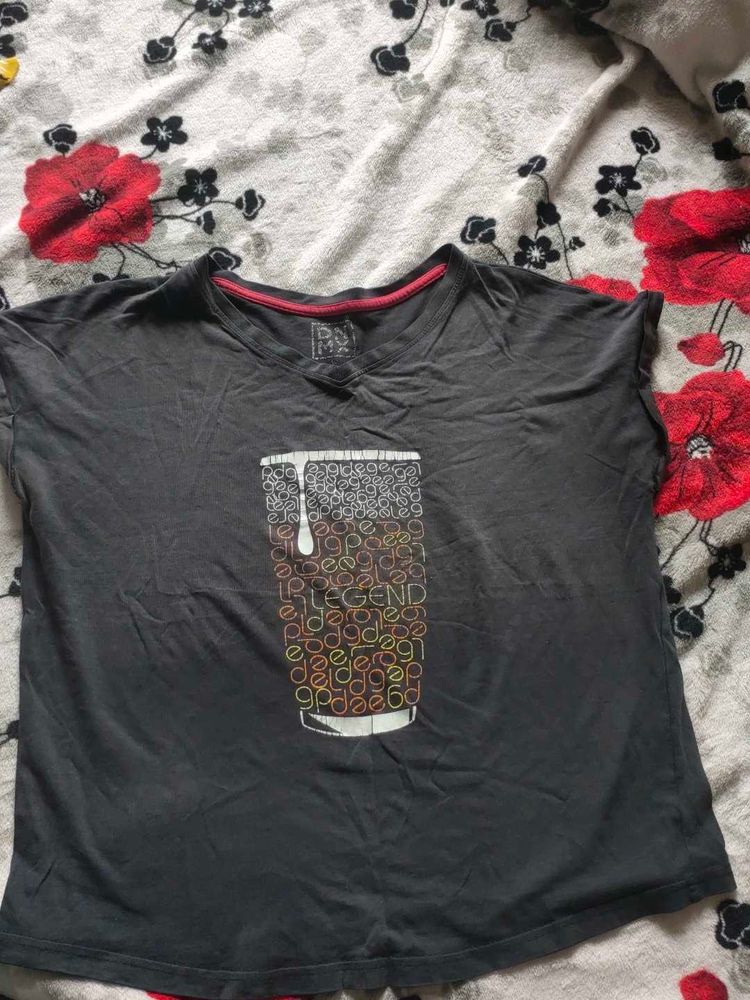 Graphic Print Tee