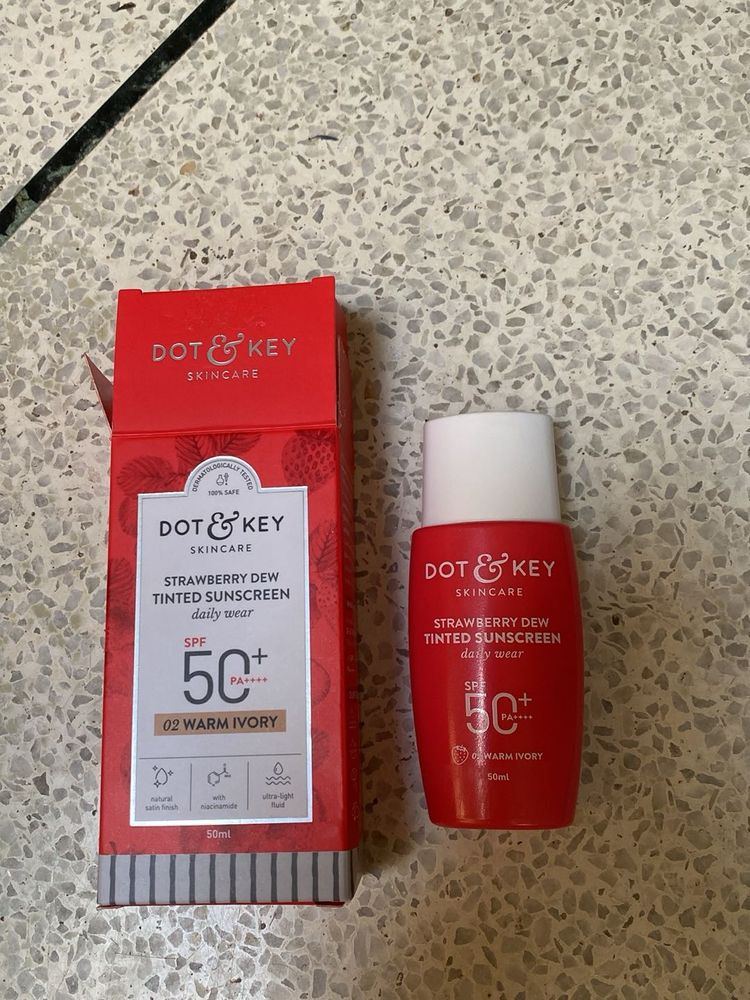Dot &amp; Key Sunscreen SPF 50