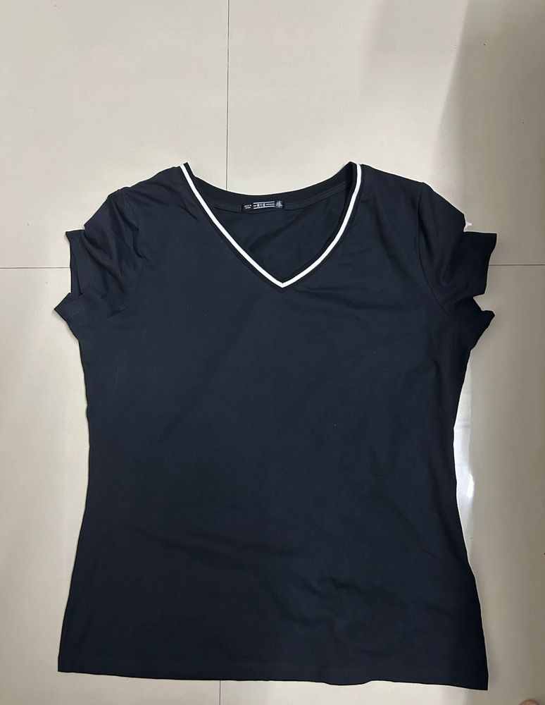 Black V-Neck Tee