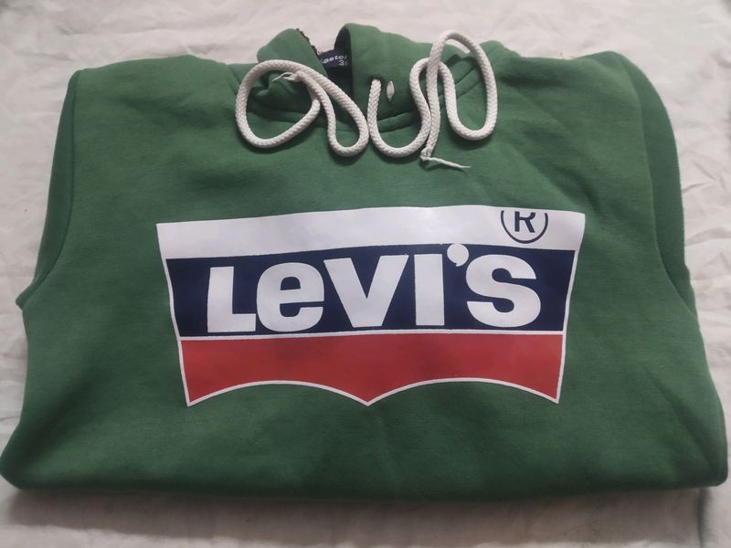 Loot! Price Drop Buy Levi's Branded Hoddied Fast