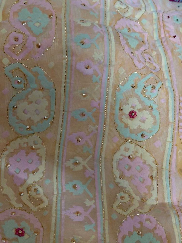 Paisley Dupatta