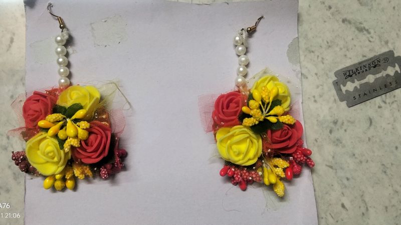 One Time Wear Haldi Function Flower Set