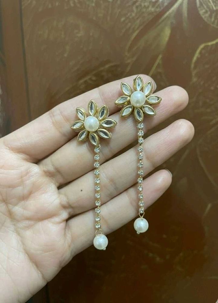 Elegant Floral Drop Earrings