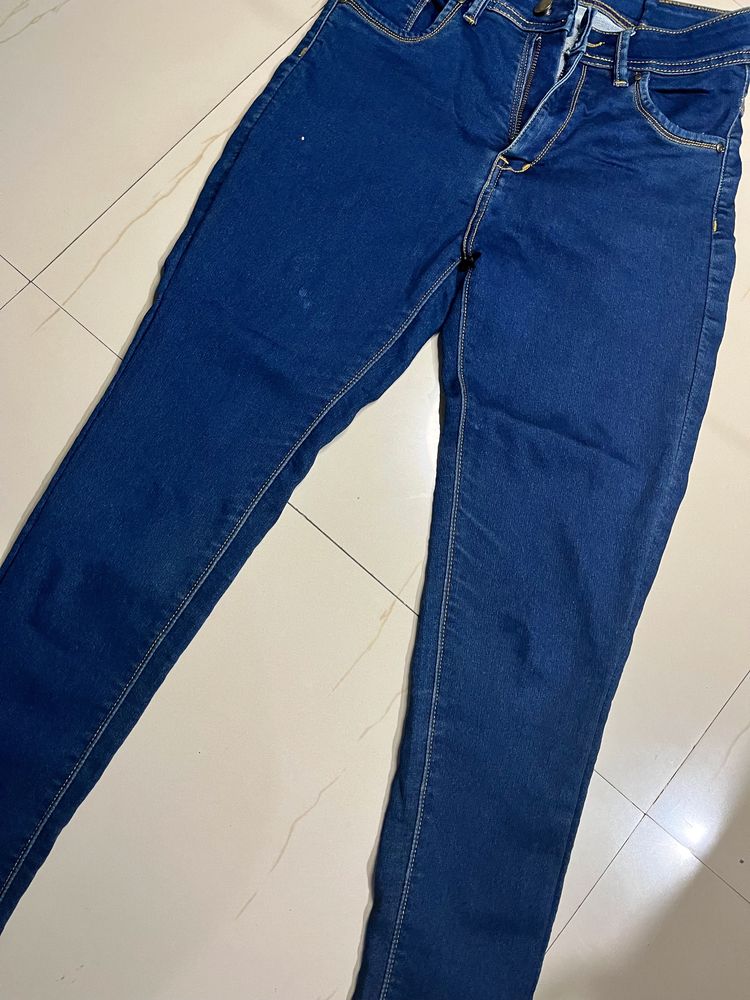 Blue Skinny Jeans 👖💙