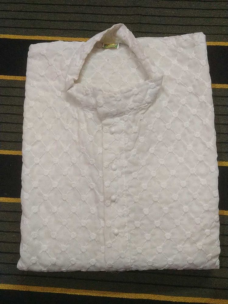 White Embroidered Kurta