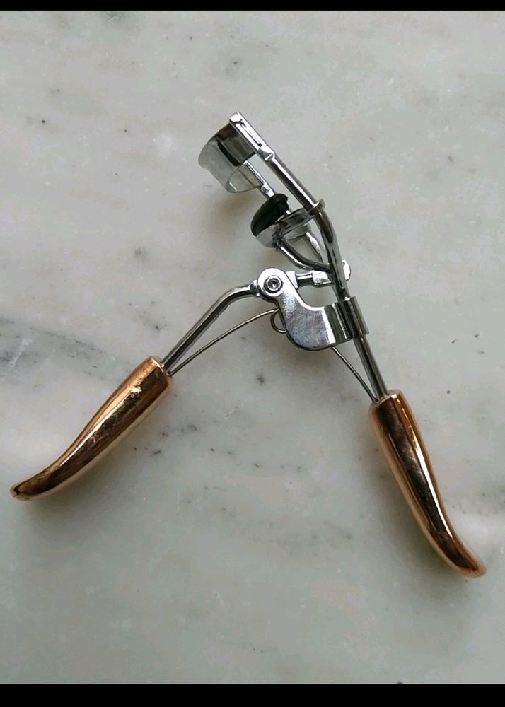 Faces Canada Eyelashes Curler