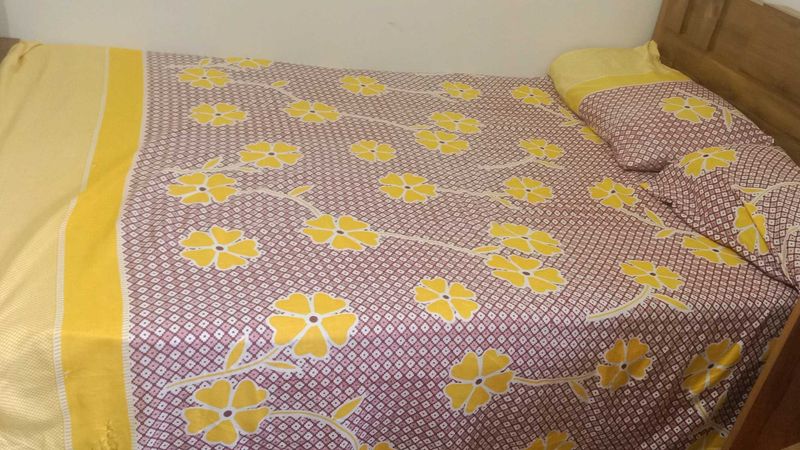 Floral Bedding Set